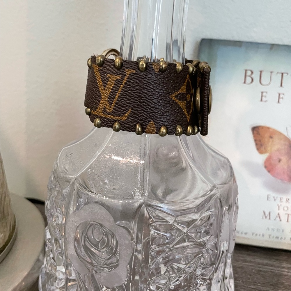 Louis Vuitton - Crystal recycled Cuffs, 8 inches in Length - Picture 4 of 6